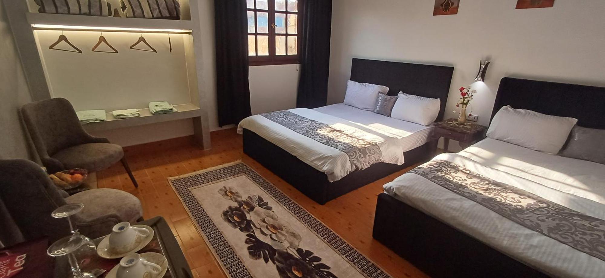 Pyramids Kingdom - Guest House Kafrat al Jabal Exterior photo