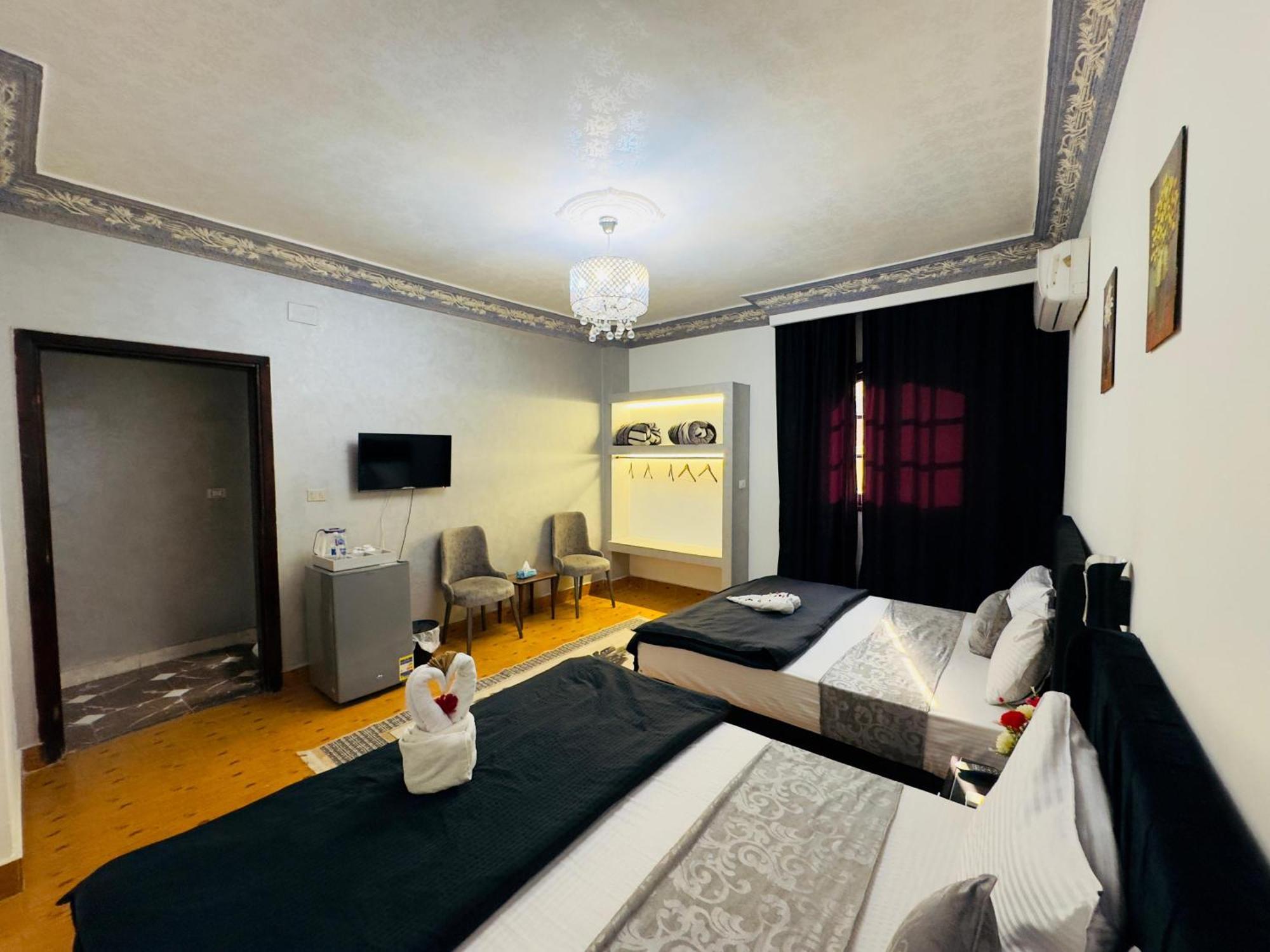 Pyramids Kingdom - Guest House Kafrat al Jabal Exterior photo