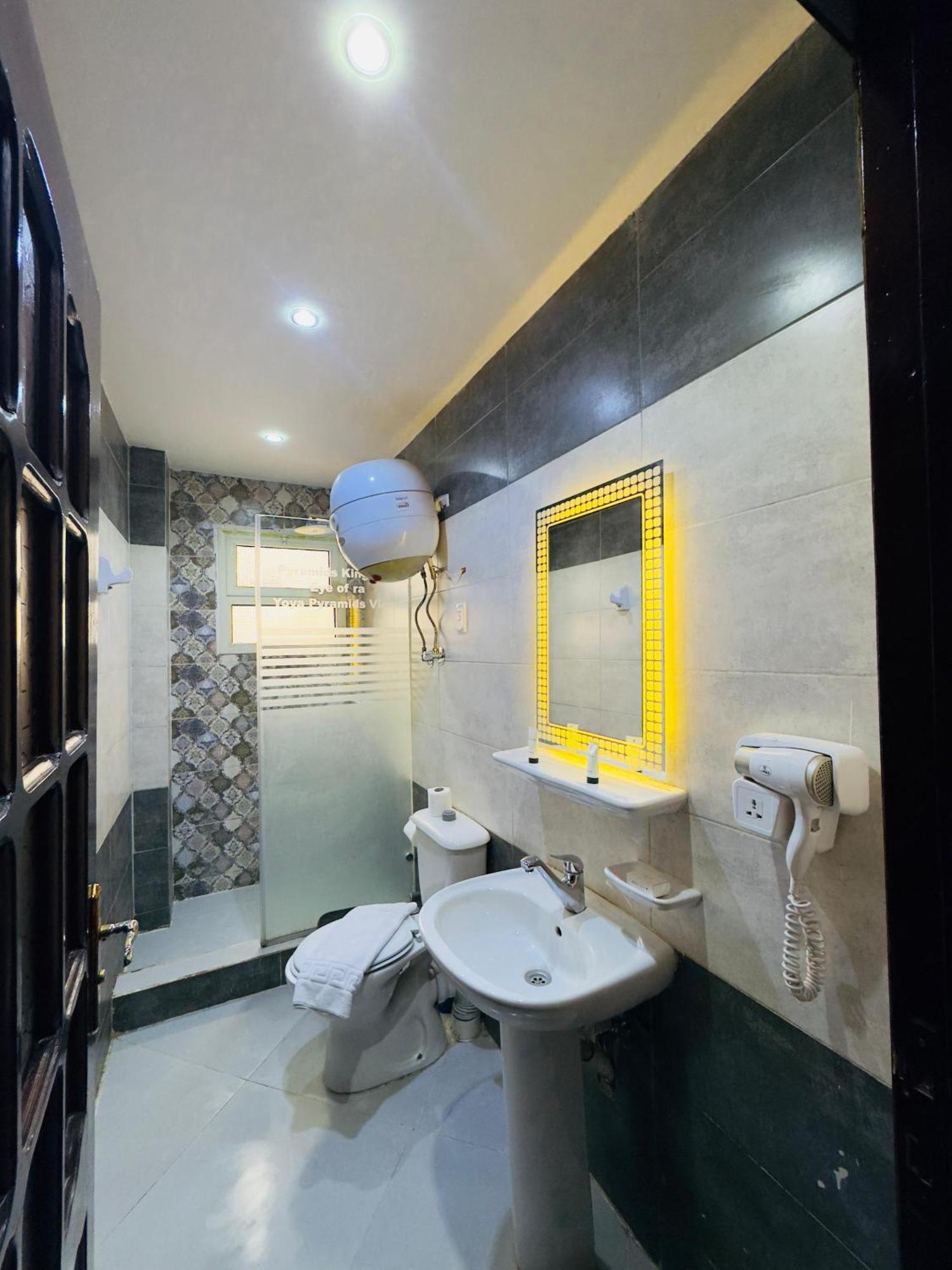 Pyramids Kingdom - Guest House Kafrat al Jabal Exterior photo