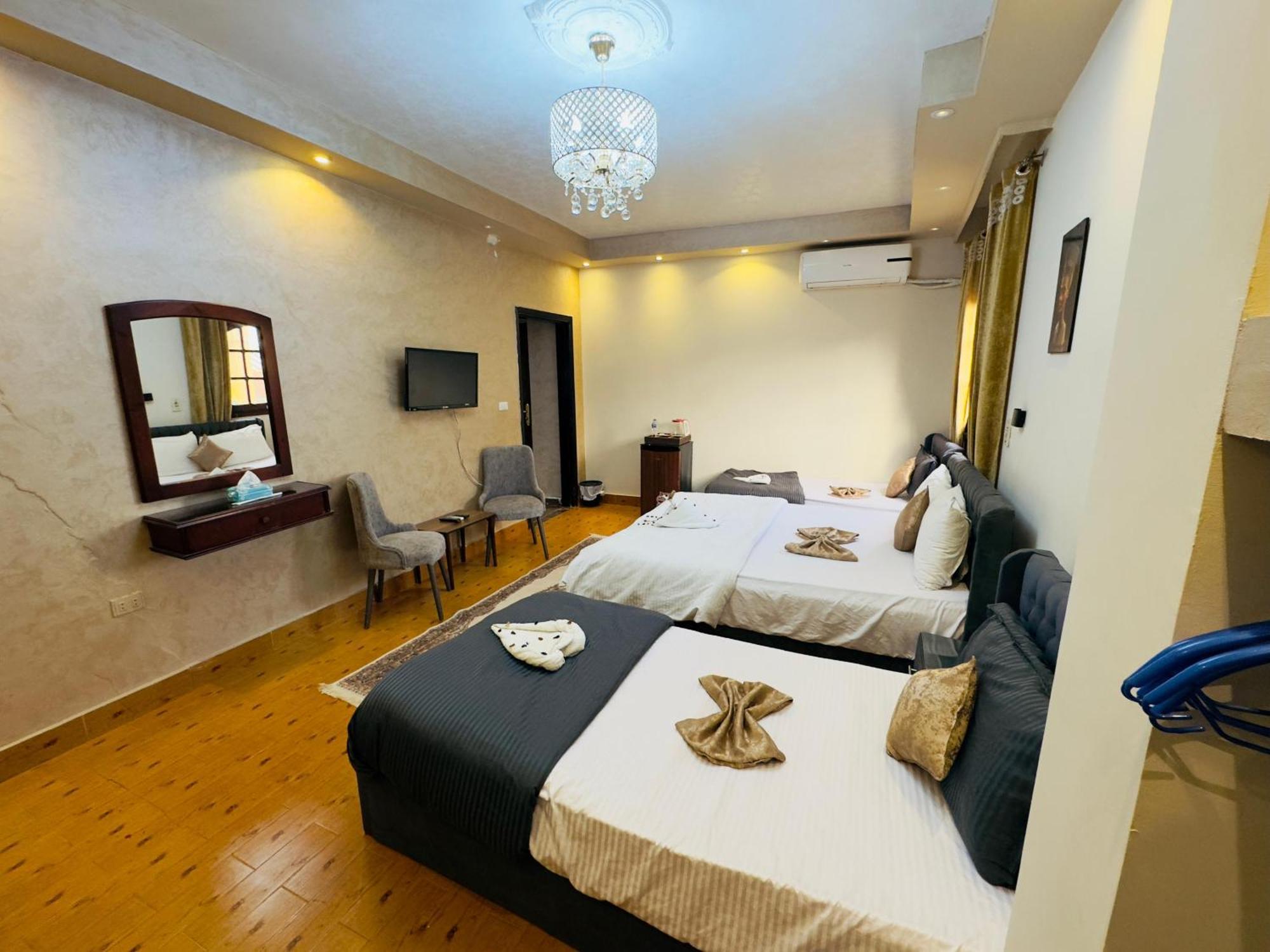 Pyramids Kingdom - Guest House Kafrat al Jabal Exterior photo